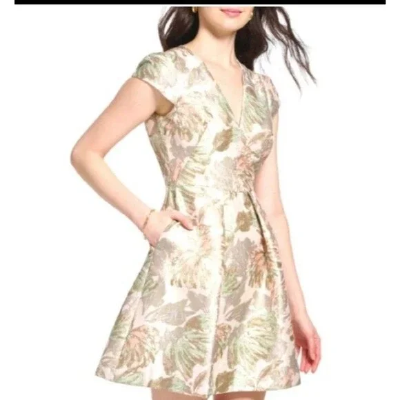 VINCE CAMUTO Women Blush Metallic Jacquard Pleated Cap Fit & Flare Dress 0 - Picture 11 of 16